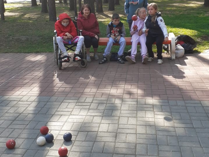 Специализированная смена для детей-инвалидов с тяжелыми формами заболевания прошла в ДОЛ имени Ю.А. Гагарина