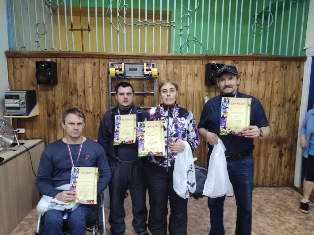 Соревнования по кёрлингу среди людей с ОВЗ прошли в Барнауле
