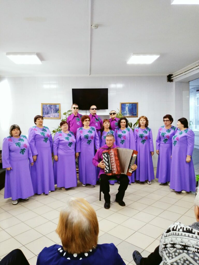 Концертная программа «День добра и уважения» для пожилых Рубцовского дома-интерната