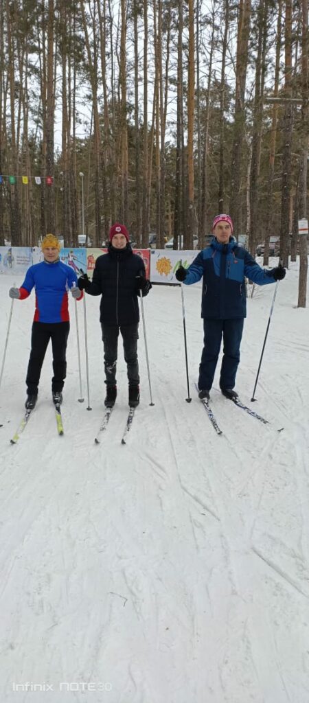 1 марта на лыжной базе "Динамо" прошли городские соревнования по лыжным гонкам среди лиц с ОВЗ