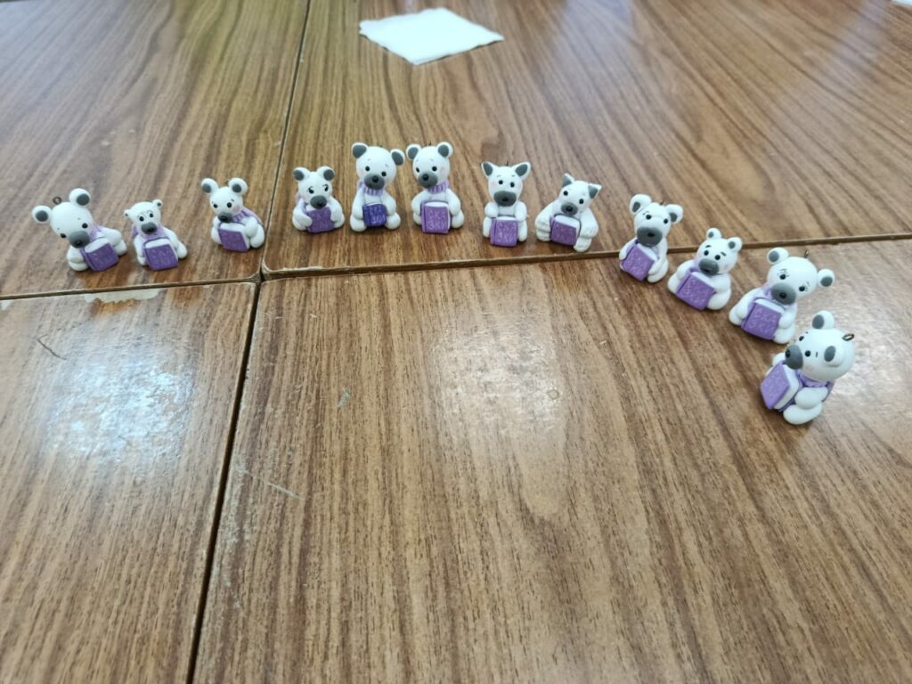 Глина и вдохновение: мастер-класс по лепке для детей из клуба «Ласточка» в библиотеке № 32