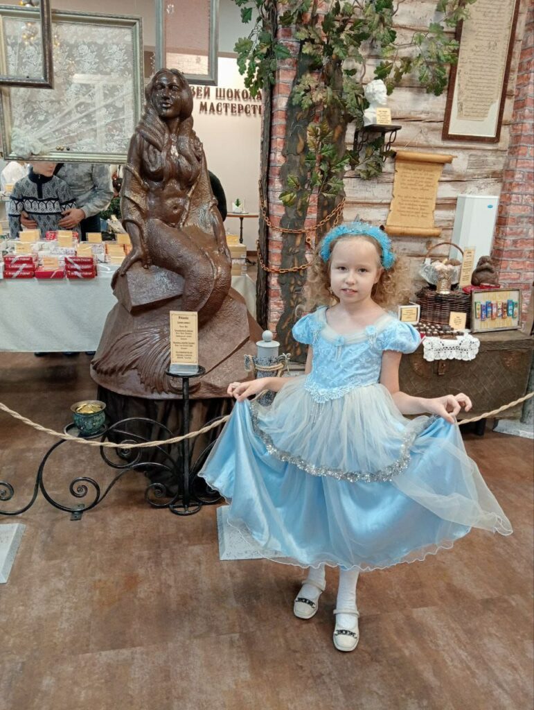 Сладкий праздник: дети из «Незабудки» побывали в гостях у шоколадной сказки