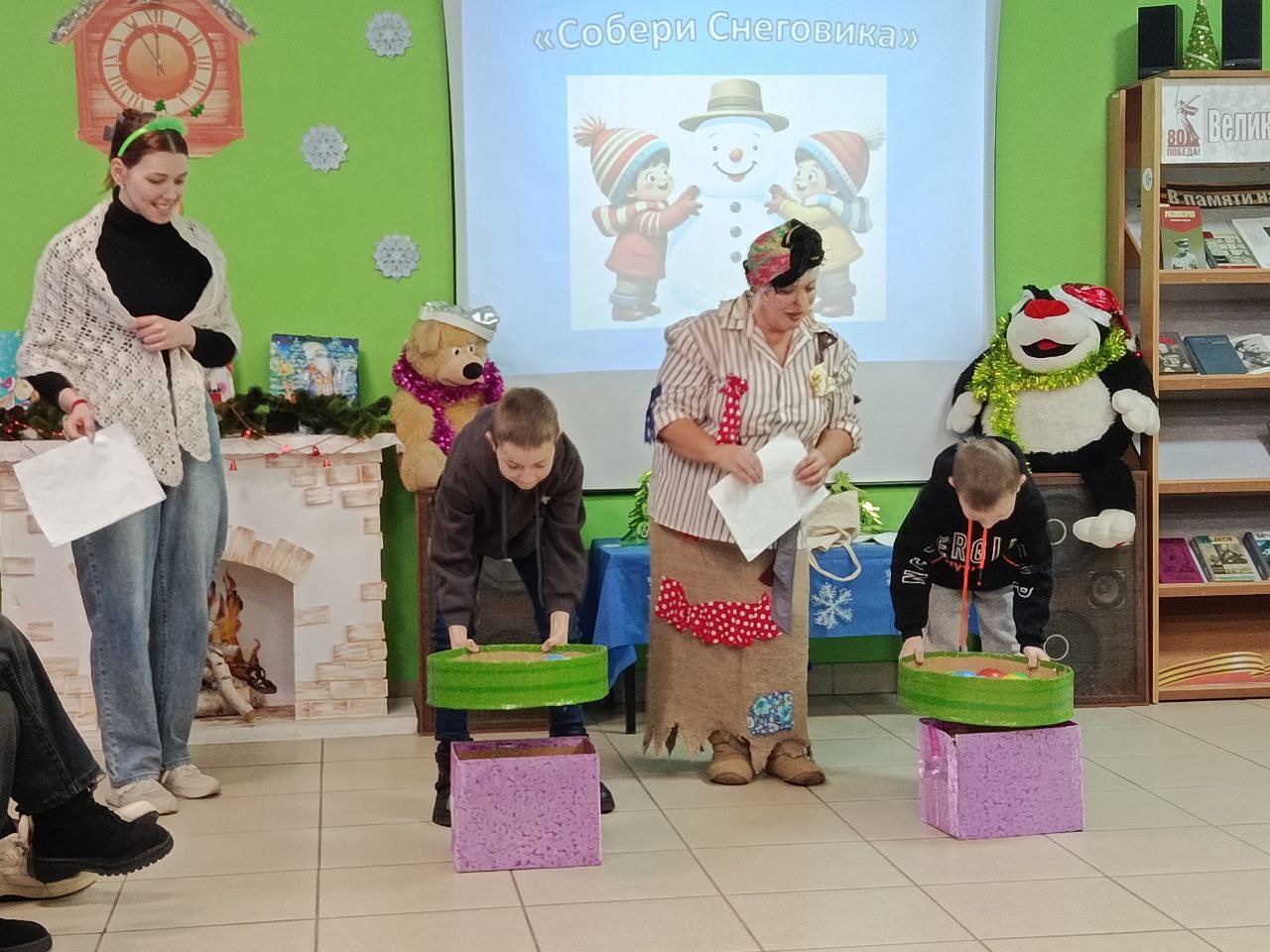 Новогодний переполох в Библиотеке №32: сказка для клуба «Ласточка»