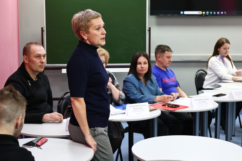 В АлтГУ обсудили трудовую занятость людей с инвалидностью: меры поддержки, проекты НКО и реальные практики трудоустройства