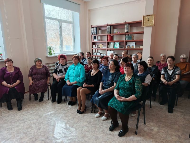 «Весна, музыка, любовь»: творческий вечер к 8 Марта прошел в библиотеке для незрячих в Рубцовске