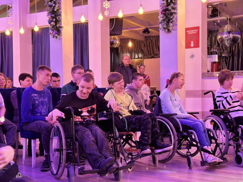 Забота, которая согревает: в Барнауле прошел проект «Мама Ангела»