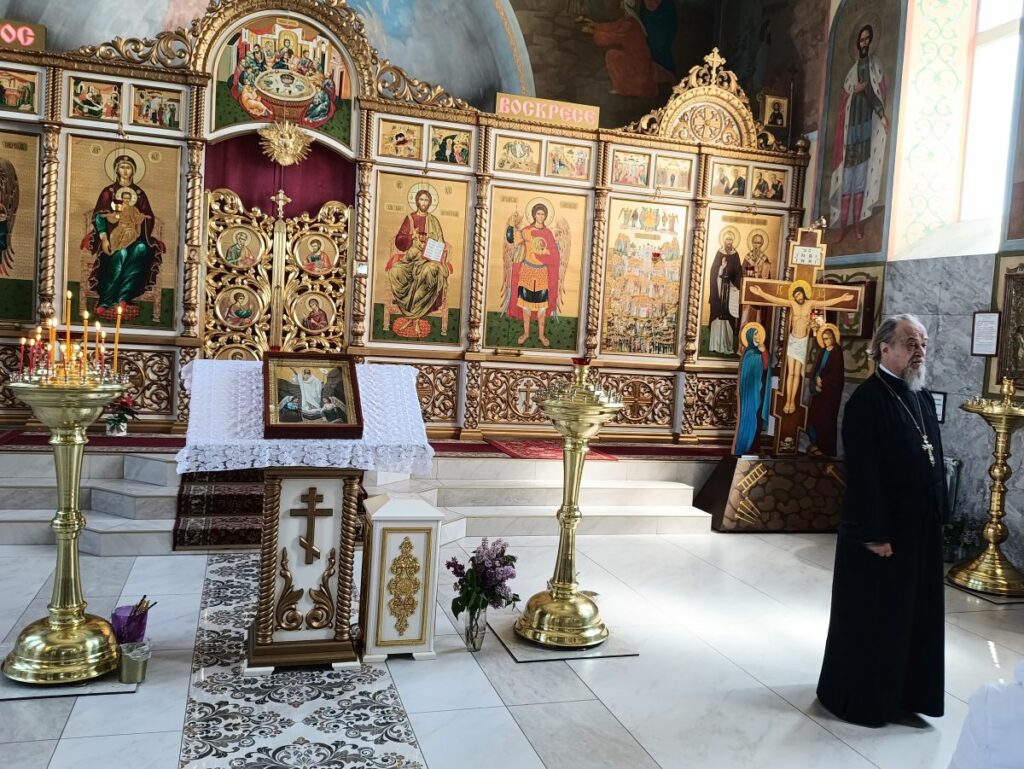 Православные храмы Рубцовска: тифлоэкскурсия в Храм Всех Святых