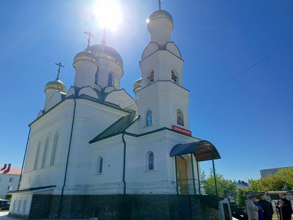 Православные храмы Рубцовска: тифлоэкскурсия в Храм Всех Святых